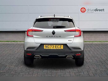 Used Renault Captur 2023 for sale - 76929835: Photo