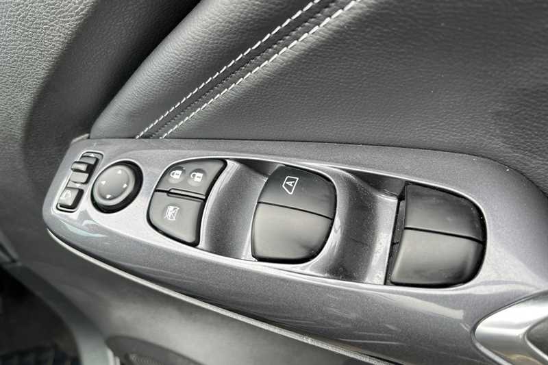 Used Nissan Juke 2023 for sale - 78208425: Photo 16