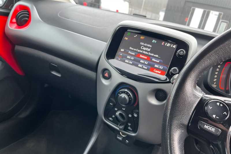 Used Toyota AYGO for sale - 77566739: Photo 14