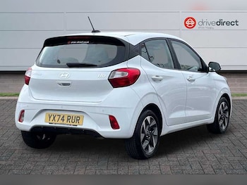 Used Hyundai i10 2024 for sale - 76490192: Photo