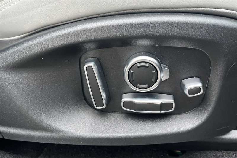 Used Jaguar E-Pace 2022 for sale - 77362686: Photo 26