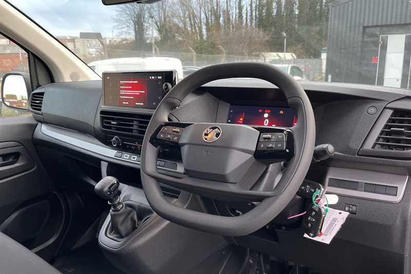 Used Vauxhall Vivaro 2025 for sale - 76930709: Photo 13