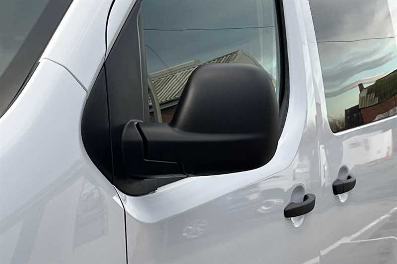 Used Vauxhall Vivaro 2025 for sale - 76930709: Photo 35
