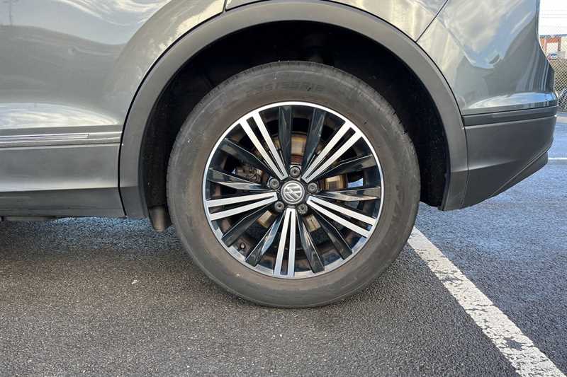 Used Volkswagen Tiguan 2018 for sale - 76805672: Photo 10