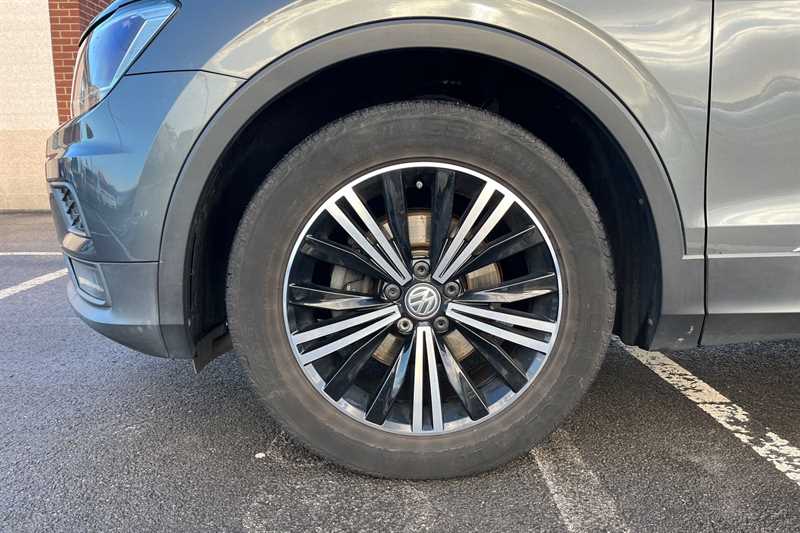 Used Volkswagen Tiguan 2018 for sale - 76805672: Photo 11