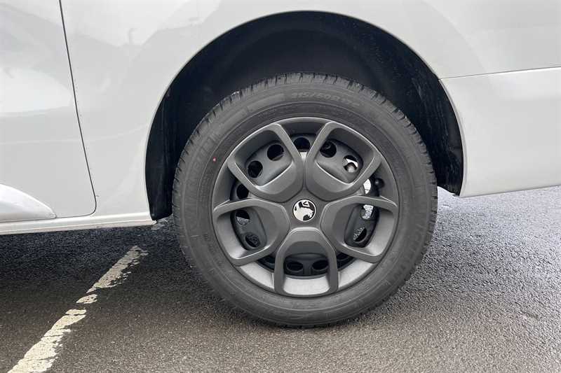 Used Vauxhall Vivaro 2025 for sale - 77699438: Photo 12