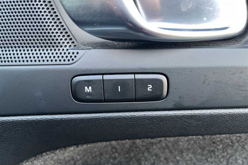 Used Volvo XC40 2022 for sale - 77430246: Photo 40