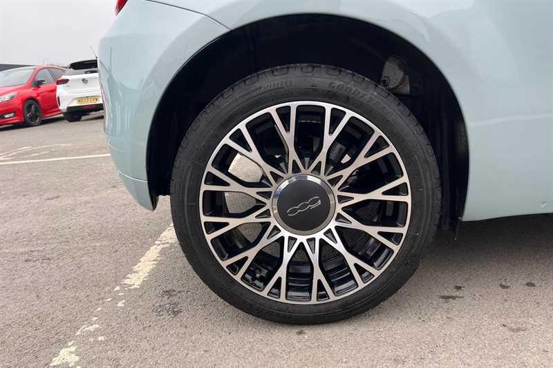 Used Fiat 500 2023 for sale - 77828723: Photo 12