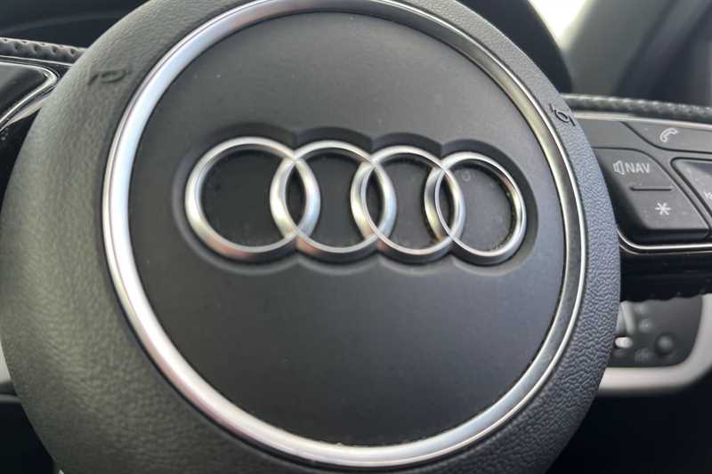 Used Audi A4 2019 for sale - 76500717: Photo 40