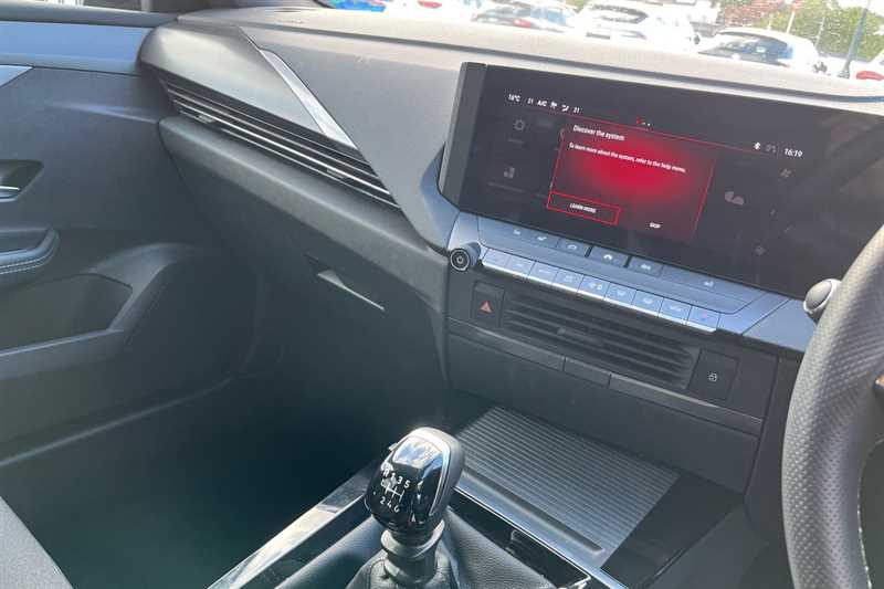Used Vauxhall Astra 2023 for sale - 76917956: Photo 14