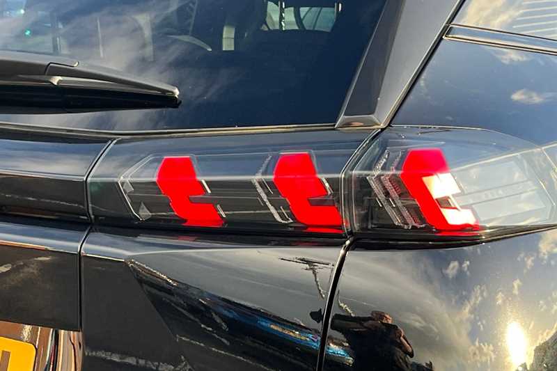 Used Peugeot 2008 2022 for sale - 76929402: Photo 32