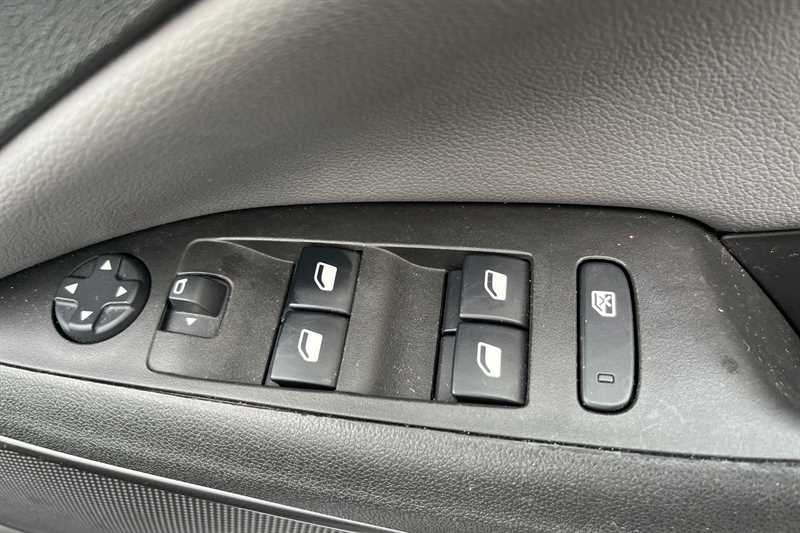 Used Vauxhall Crossland X 2019 for sale - 76444076: Photo 16