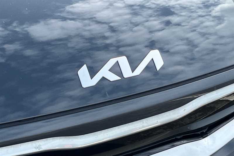 Used Kia Stonic 2023 for sale - 76529440: Photo 30