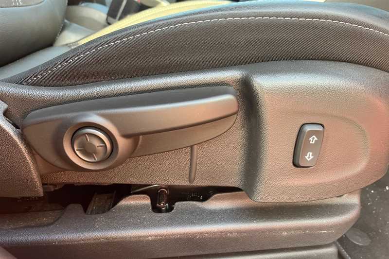 Used Vauxhall Crossland 2022 for sale - 76852959: Photo 26