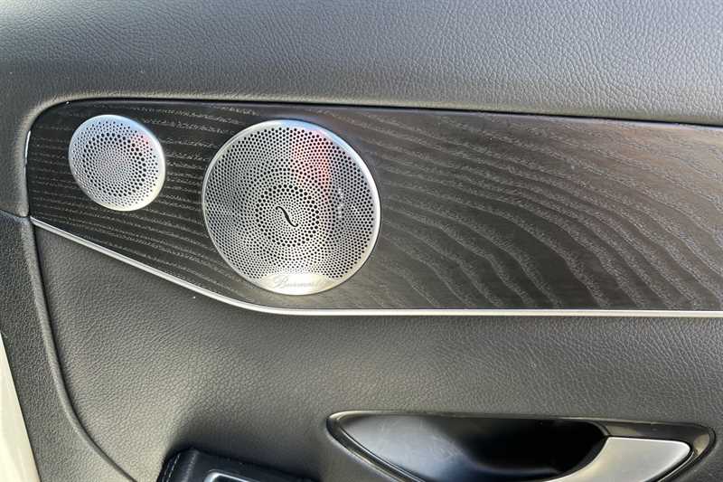 Used Mercedes-Benz GLC 2019 for sale - 77772851: Photo 38