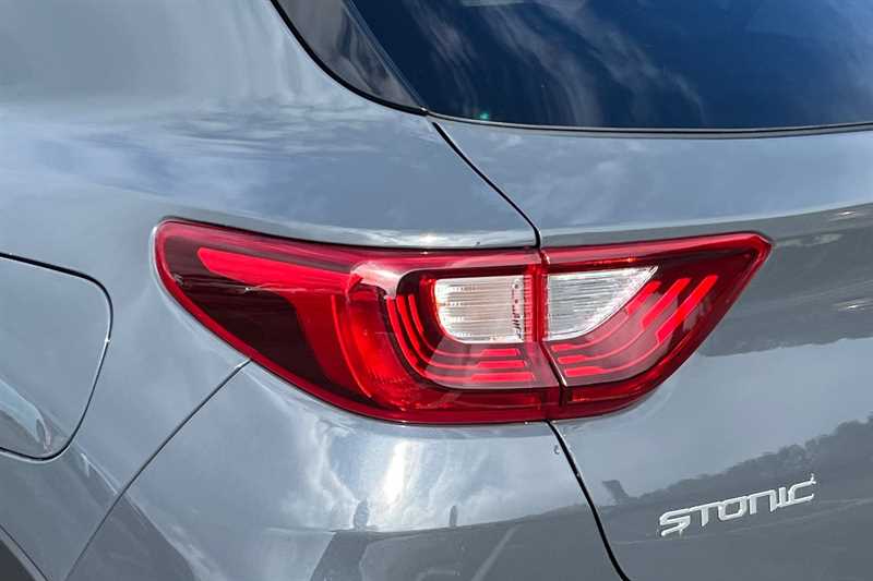 Used Kia Stonic 2023 for sale - 76447939: Photo 31
