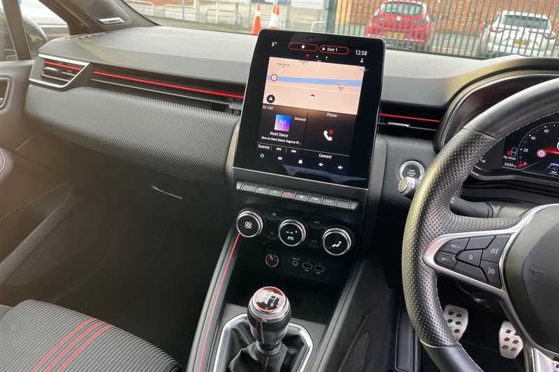 Used Renault Clio 2020 for sale - 76955689: Photo 14