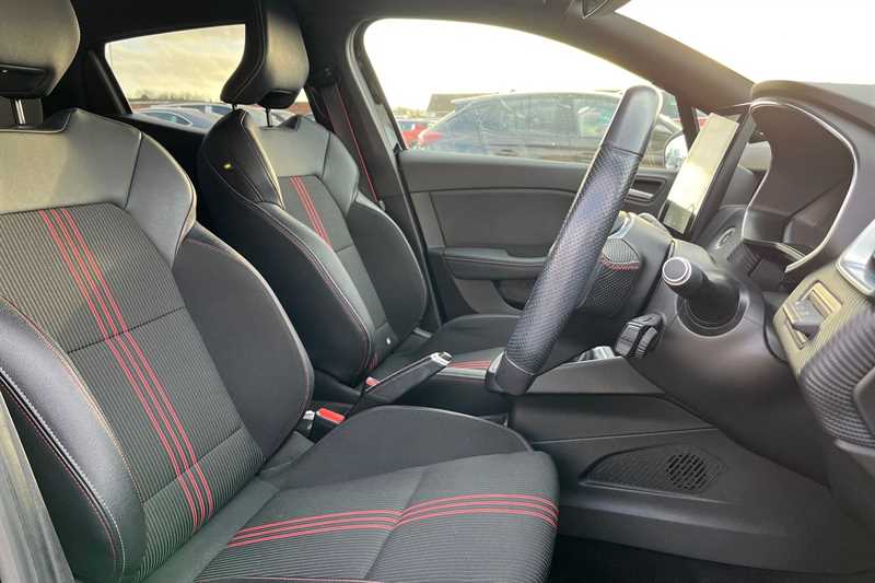 Used Renault Clio 2020 for sale - 76955689: Photo 23