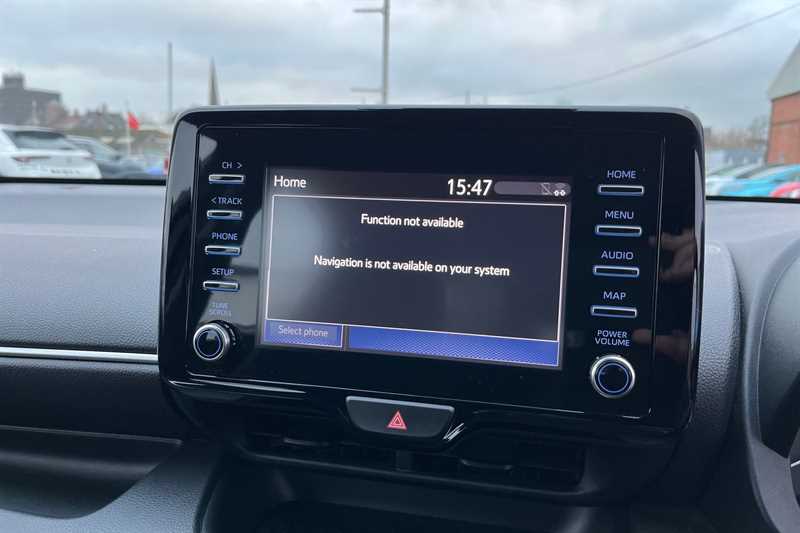 Used Toyota Yaris 2021 for sale - 77943942: Photo 18