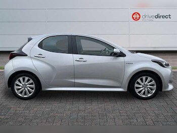Used Toyota Yaris 2021 for sale - 77943942: Photo