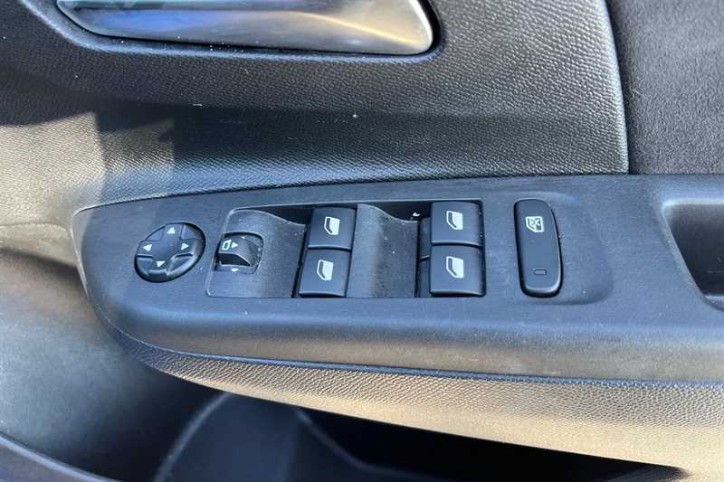 Used Vauxhall Corsa for sale - 77811872: Photo 16