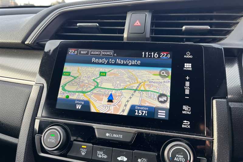 Used Honda Civic 2018 for sale - 76978131: Photo 18