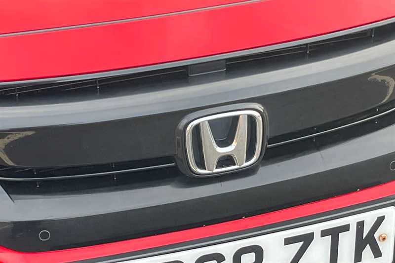 Used Honda Civic 2018 for sale - 76978131: Photo 30