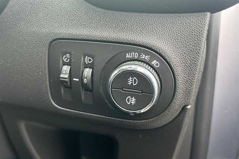 Used Vauxhall Crossland X 2019 for sale - 76362501: Photo 40