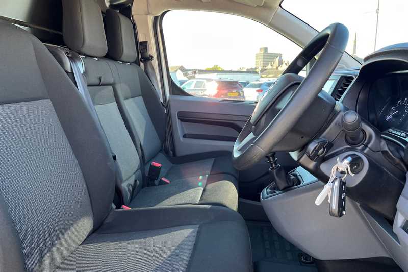 Used Vauxhall Vivaro for sale - 76930915: Photo 23