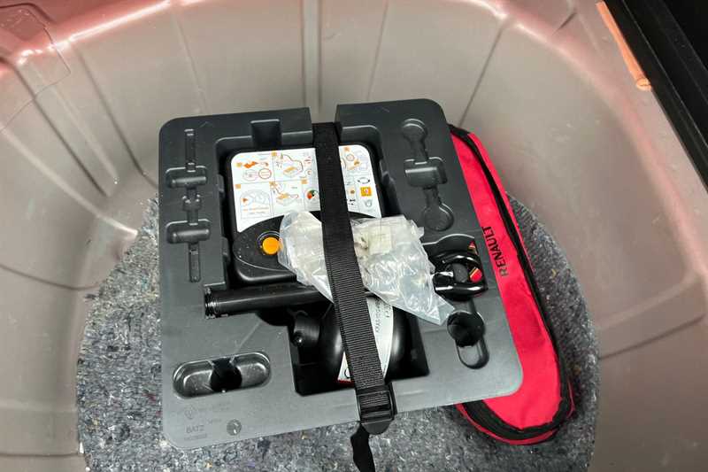 Used Renault Captur 2020 for sale - 76733104: Photo 37