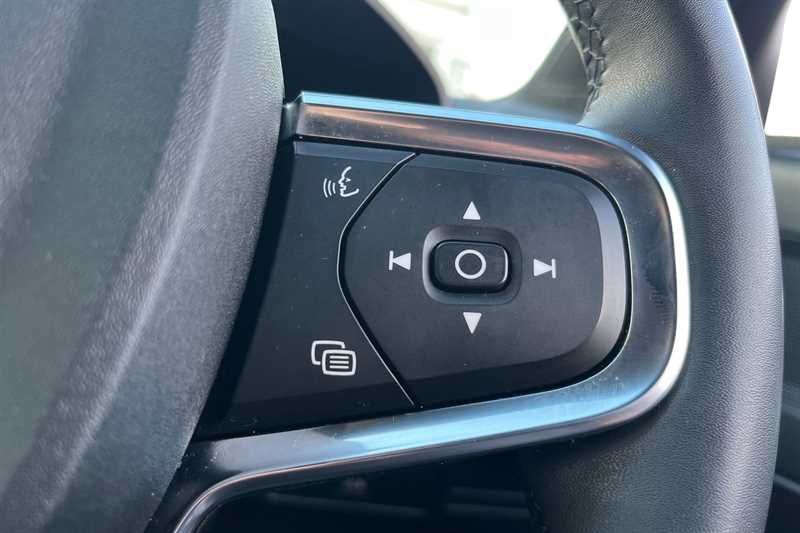 Used Volvo XC40 2022 for sale - 77295459: Photo 22