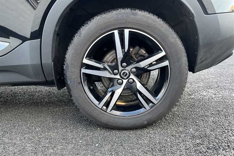 Used Volvo XC40 2022 for sale - 77295459: Photo 9