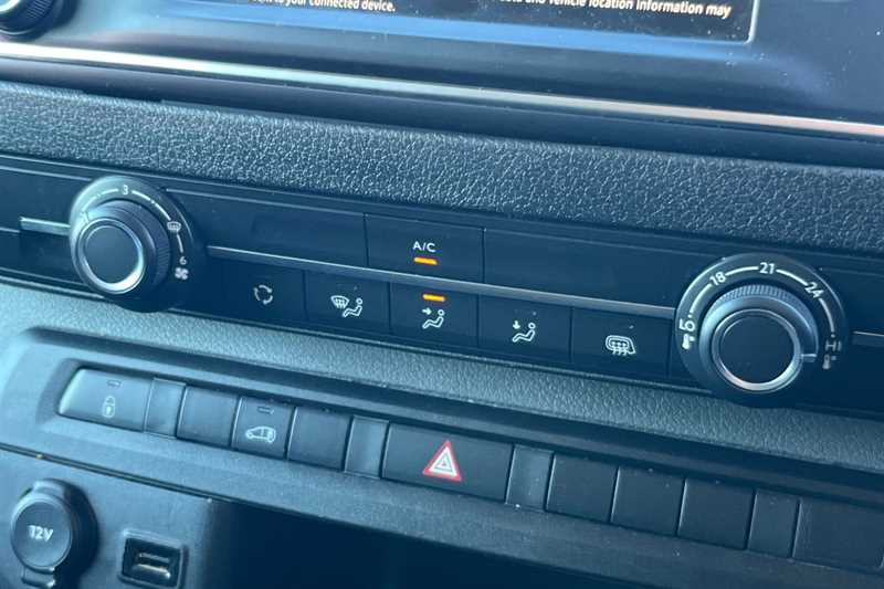 Used Vauxhall Vivaro 2022 for sale - 76944751: Photo 15