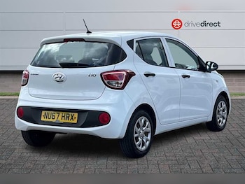 Used Hyundai i10 2017 for sale - 78323123: Photo