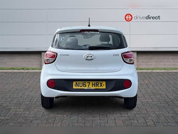 Used Hyundai i10 2017 for sale - 78323123: Photo