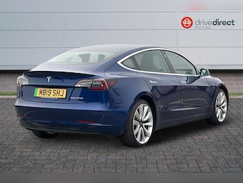 Used Tesla Model 3 2019 for sale - 78051513: Photo