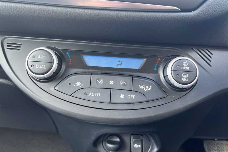 Used Toyota Yaris 2020 for sale - 78208280: Photo 15