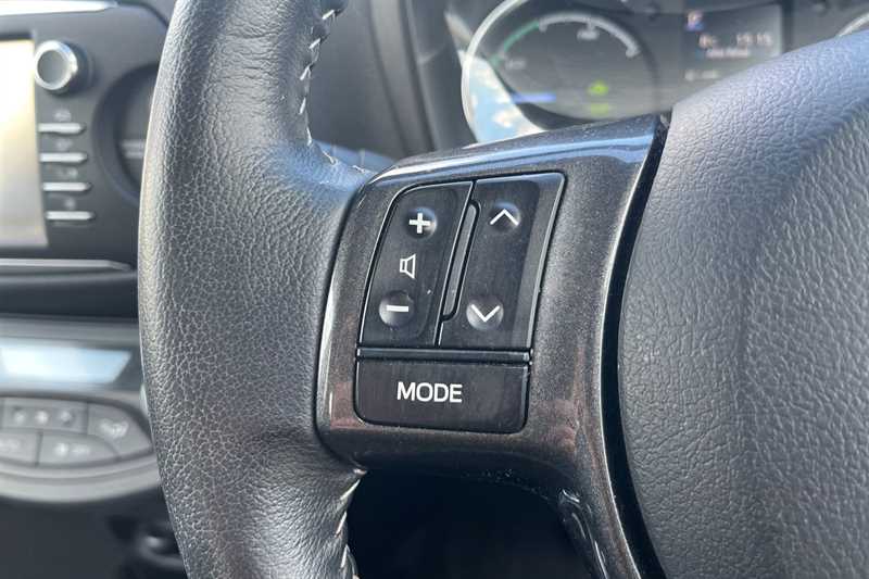 Used Toyota Yaris 2020 for sale - 78208280: Photo 21