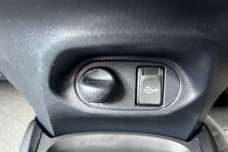 Used Toyota Yaris 2020 for sale - 78208280: Photo 41