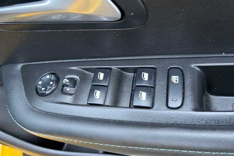 Used Peugeot 208 2020 for sale - 77402034: Photo 16