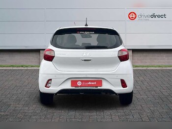 Used Hyundai i10 2024 for sale - 77322448: Photo