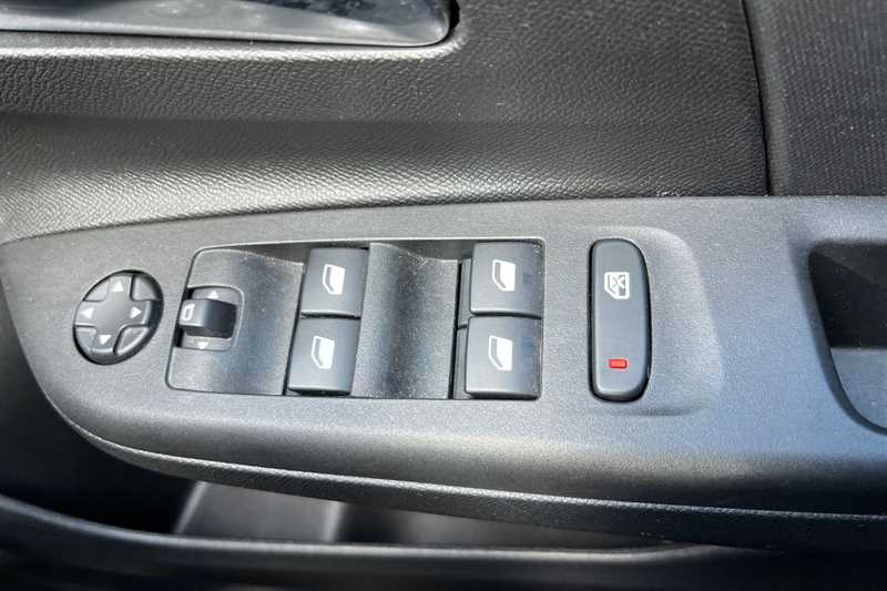 Used Vauxhall Corsa 2022 for sale - 78216630: Photo 16