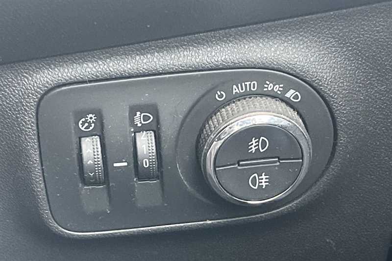 Used Vauxhall Corsa 2018 for sale - 77566829: Photo 38