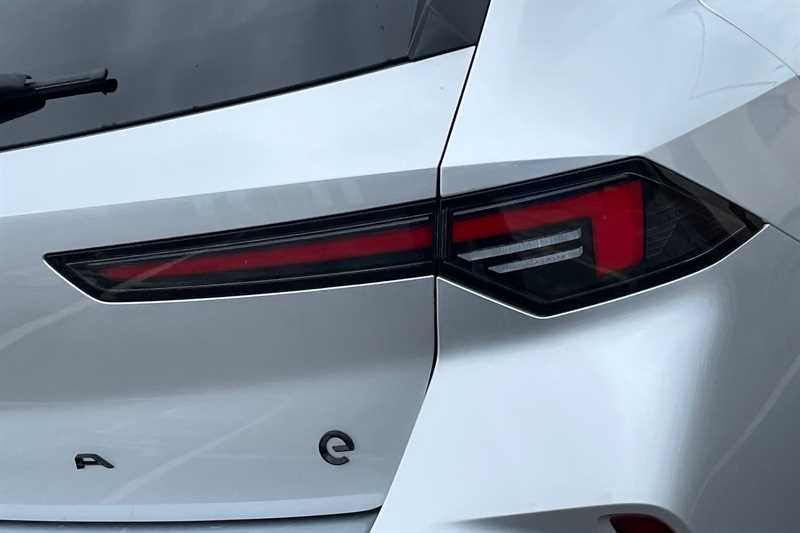 Used Vauxhall Astra 2024 for sale - 76530587: Photo 32