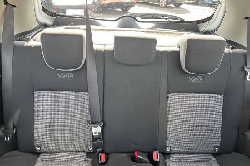 Used Toyota Yaris 2020 for sale - 78217436: Photo 24