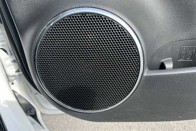 Used Toyota Yaris 2020 for sale - 78217436: Photo 27