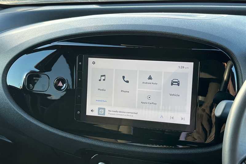 Used Toyota Aygo X 2024 for sale - 76852755: Photo 17