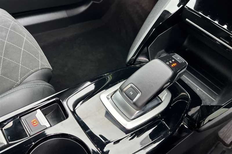 Used Peugeot 2008 2021 for sale - 77295251: Photo 15