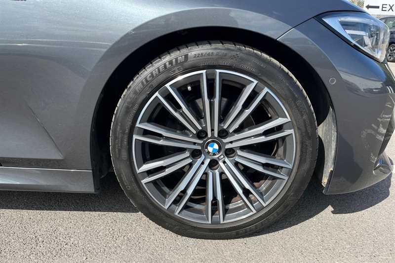 Used BMW 3 Series 2019 for sale - 76462633: Photo 12