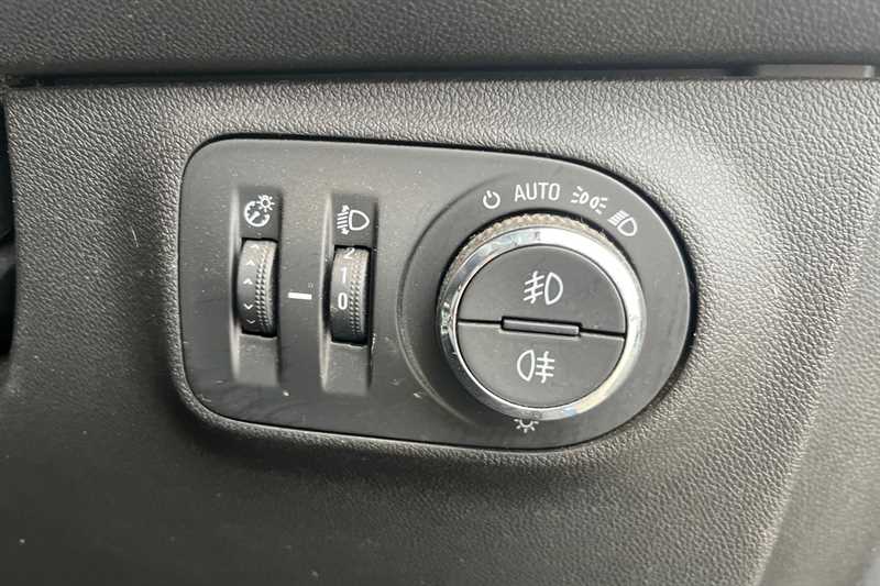 Used Vauxhall Corsa 2017 for sale - 76503542: Photo 26